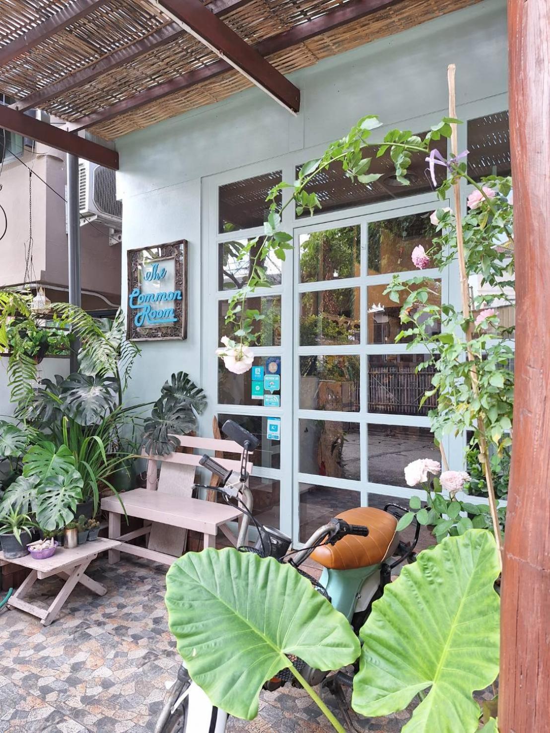 The Commonroom Cnx Chiang Mai Exterior foto